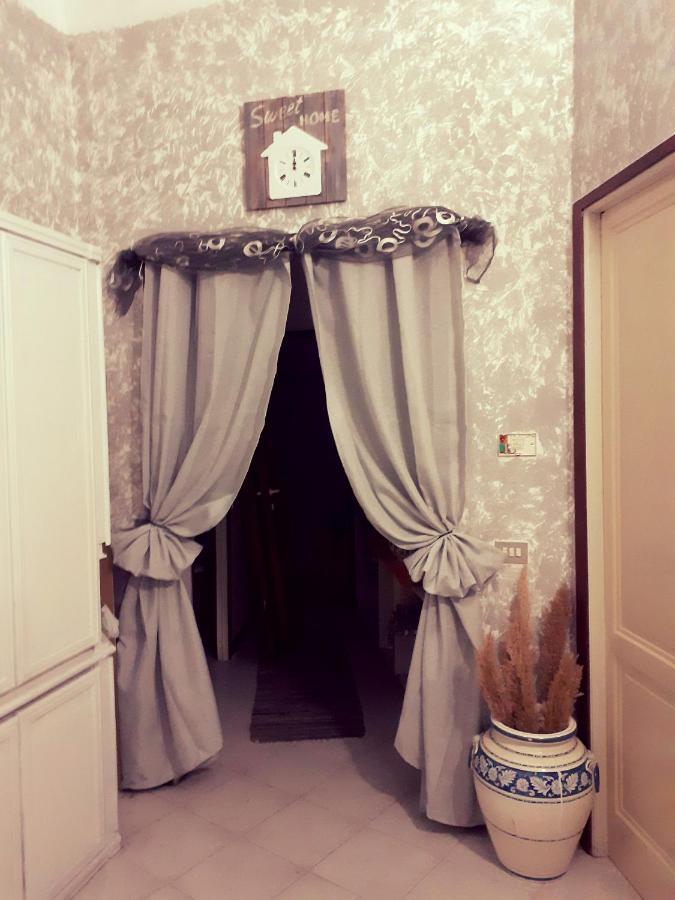 La Maison Des Caprices_ La Spezia _Stazione_5Terre 외부 사진